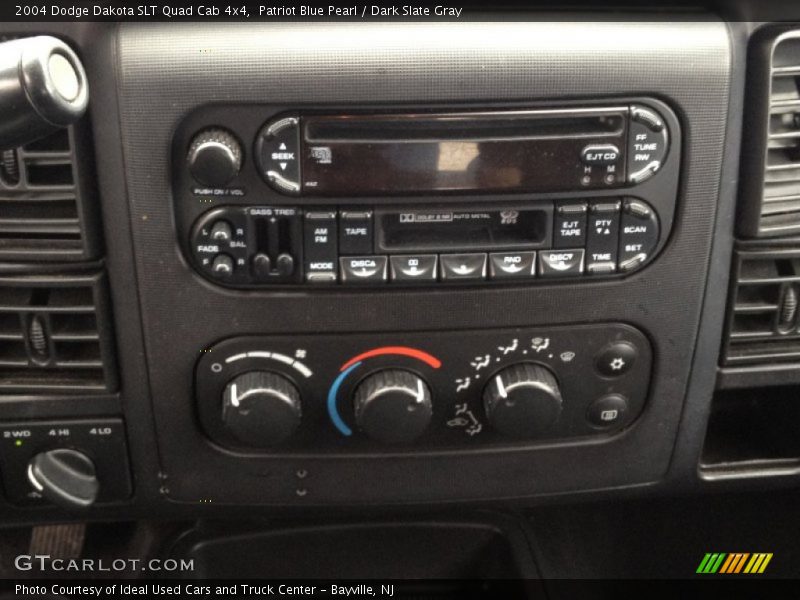 Patriot Blue Pearl / Dark Slate Gray 2004 Dodge Dakota SLT Quad Cab 4x4
