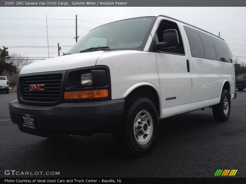 Summit White / Medium Pewter 2005 GMC Savana Van 3500 Cargo