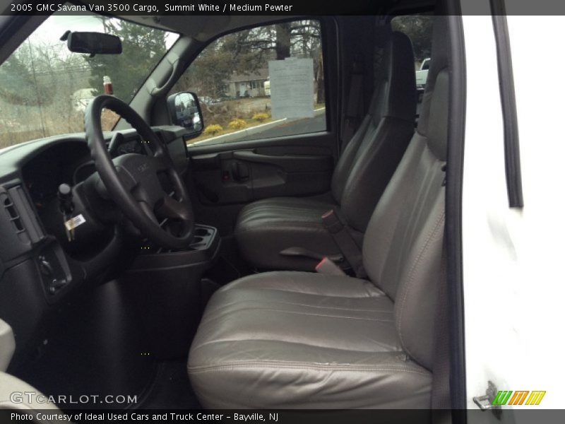 Summit White / Medium Pewter 2005 GMC Savana Van 3500 Cargo