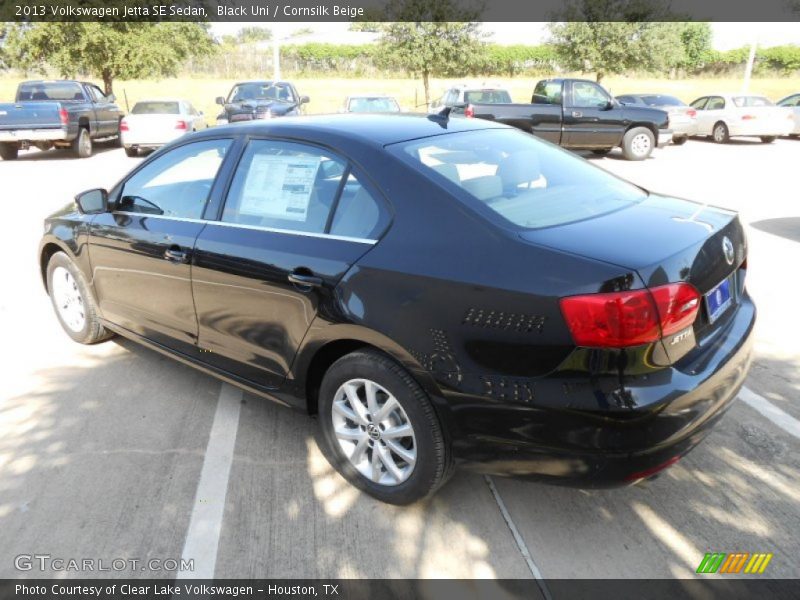 Black Uni / Cornsilk Beige 2013 Volkswagen Jetta SE Sedan
