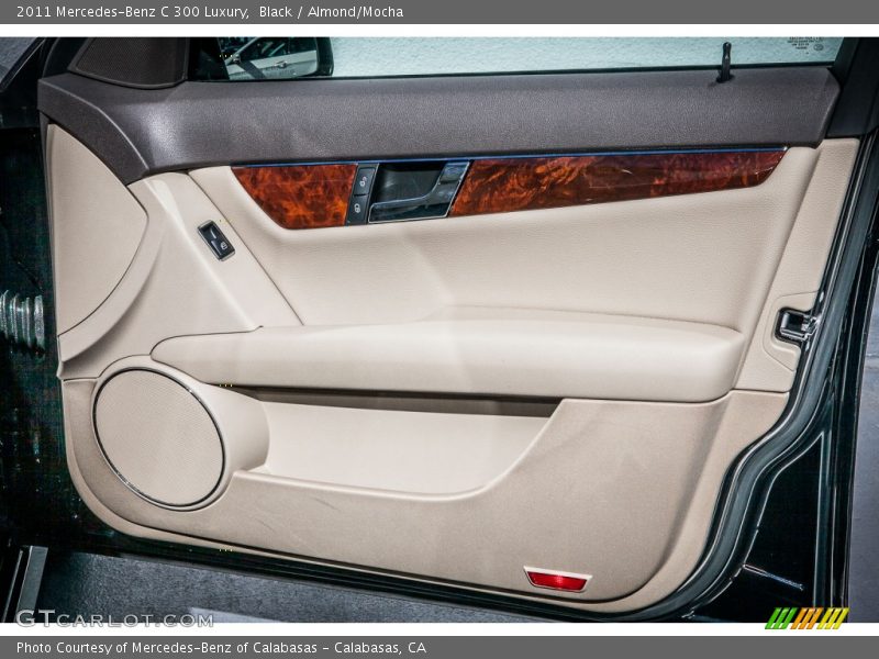 Black / Almond/Mocha 2011 Mercedes-Benz C 300 Luxury
