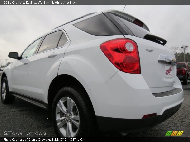 Summit White / Jet Black 2011 Chevrolet Equinox LT