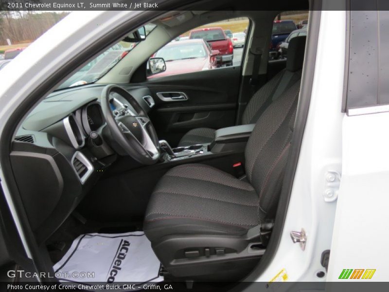 Summit White / Jet Black 2011 Chevrolet Equinox LT