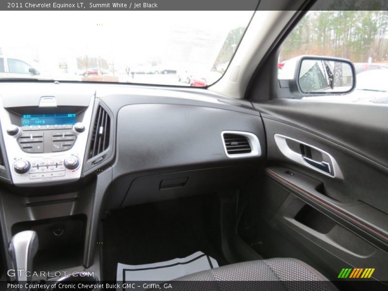 Summit White / Jet Black 2011 Chevrolet Equinox LT