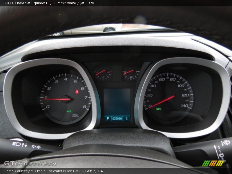Summit White / Jet Black 2011 Chevrolet Equinox LT