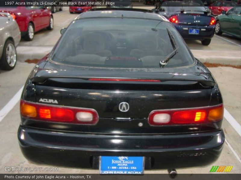 New Black Pearl Metallic / Beige 1997 Acura Integra LS Coupe