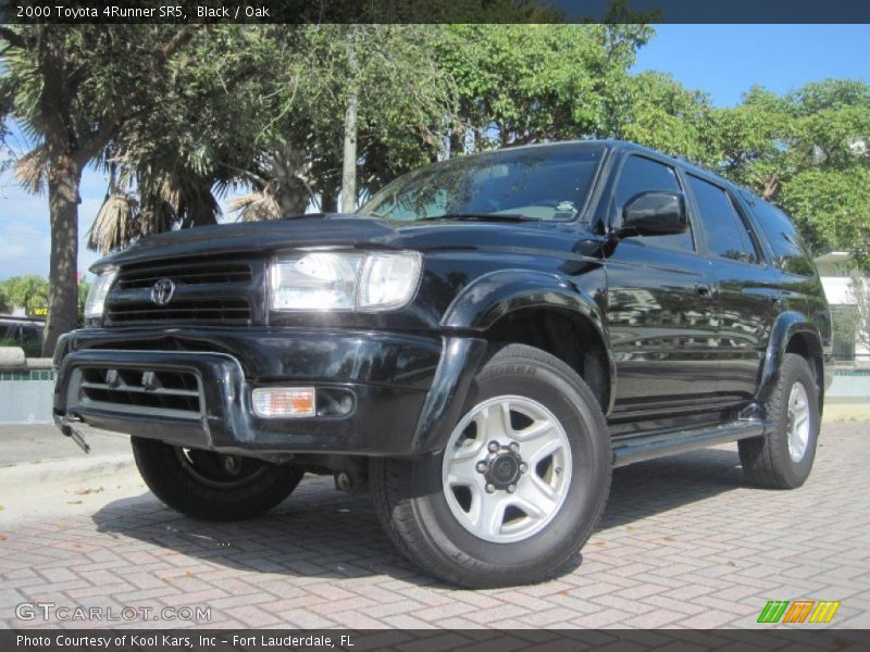 Black / Oak 2000 Toyota 4Runner SR5