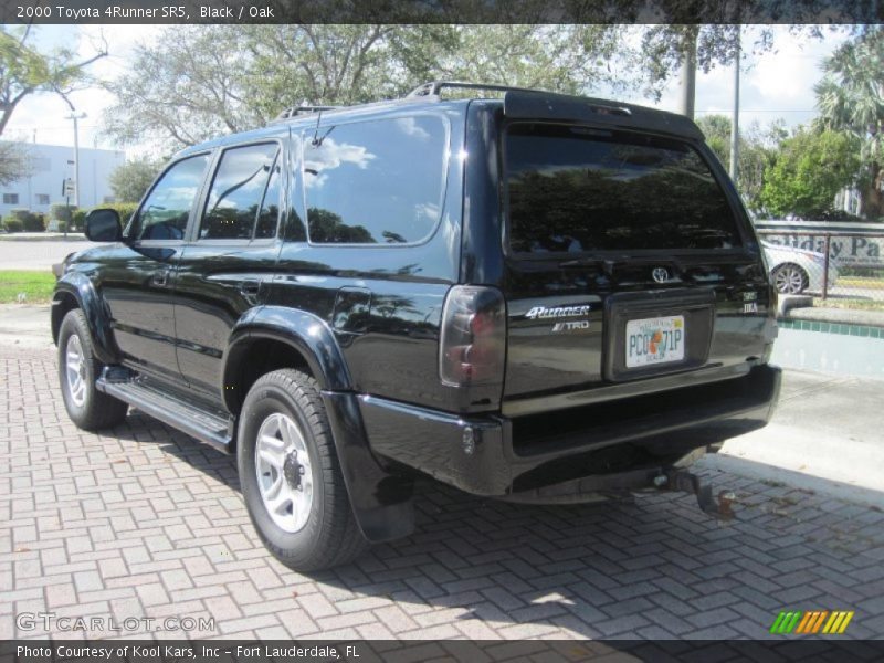 Black / Oak 2000 Toyota 4Runner SR5