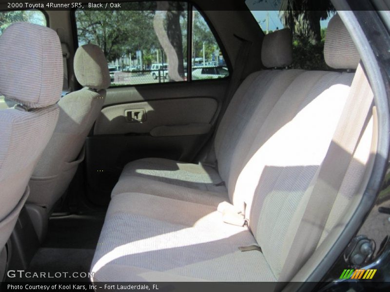 Black / Oak 2000 Toyota 4Runner SR5