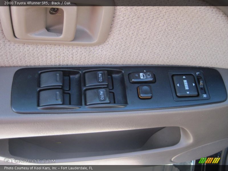Black / Oak 2000 Toyota 4Runner SR5