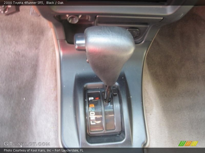 Black / Oak 2000 Toyota 4Runner SR5