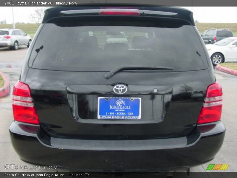 Black / Ivory 2001 Toyota Highlander V6