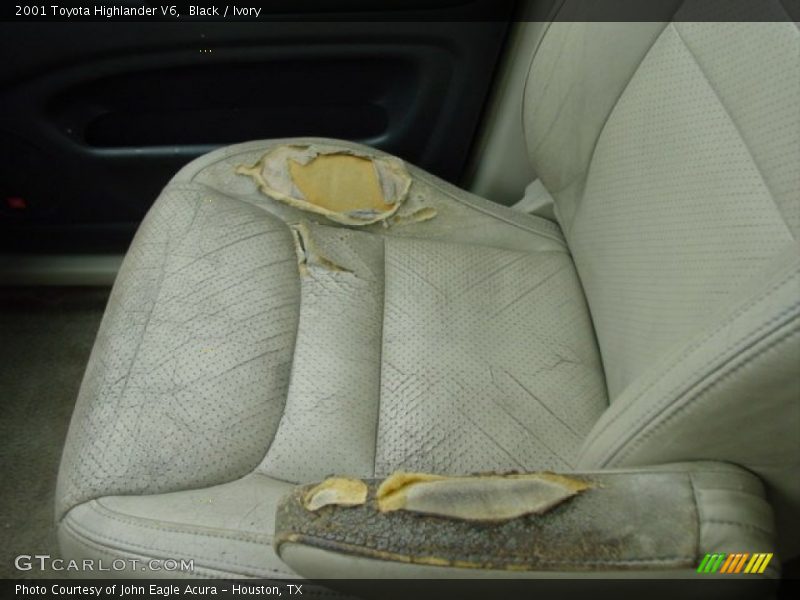 Black / Ivory 2001 Toyota Highlander V6