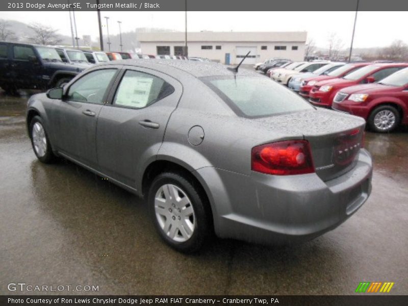 Tungsten Metallic / Black 2013 Dodge Avenger SE