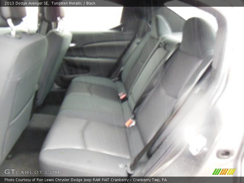 Tungsten Metallic / Black 2013 Dodge Avenger SE