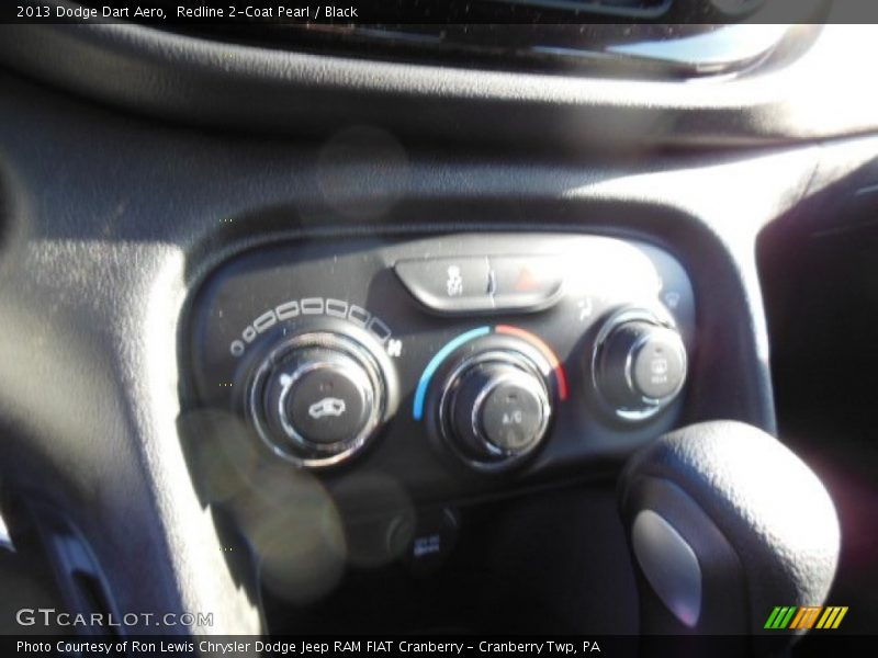 Redline 2-Coat Pearl / Black 2013 Dodge Dart Aero