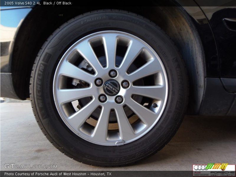 Black / Off Black 2005 Volvo S40 2.4i