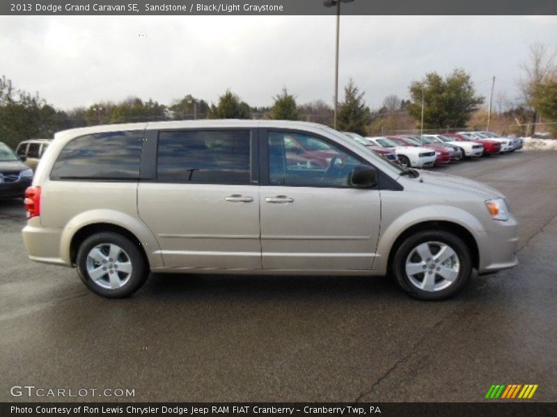 Sandstone / Black/Light Graystone 2013 Dodge Grand Caravan SE