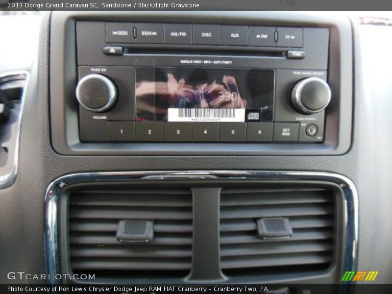 Sandstone / Black/Light Graystone 2013 Dodge Grand Caravan SE