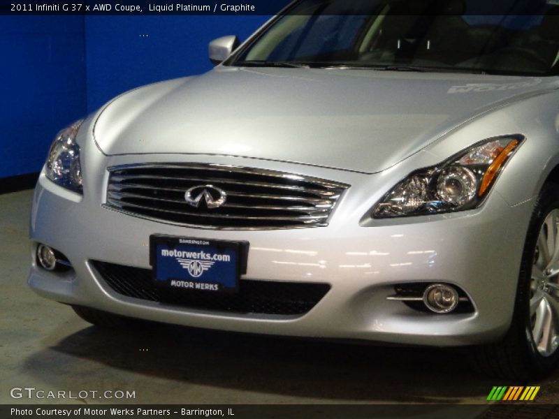 Liquid Platinum / Graphite 2011 Infiniti G 37 x AWD Coupe
