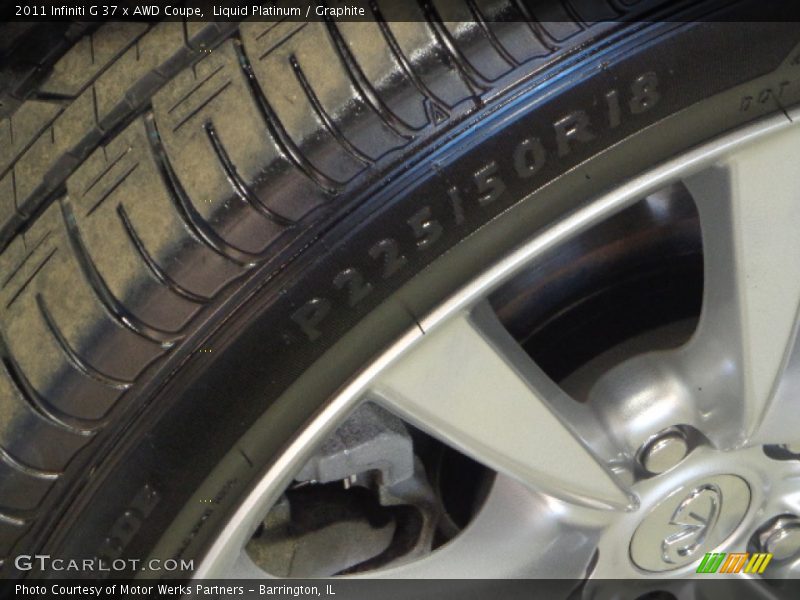 Liquid Platinum / Graphite 2011 Infiniti G 37 x AWD Coupe