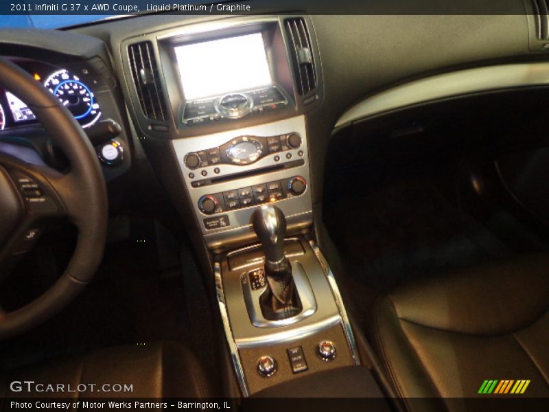 Liquid Platinum / Graphite 2011 Infiniti G 37 x AWD Coupe