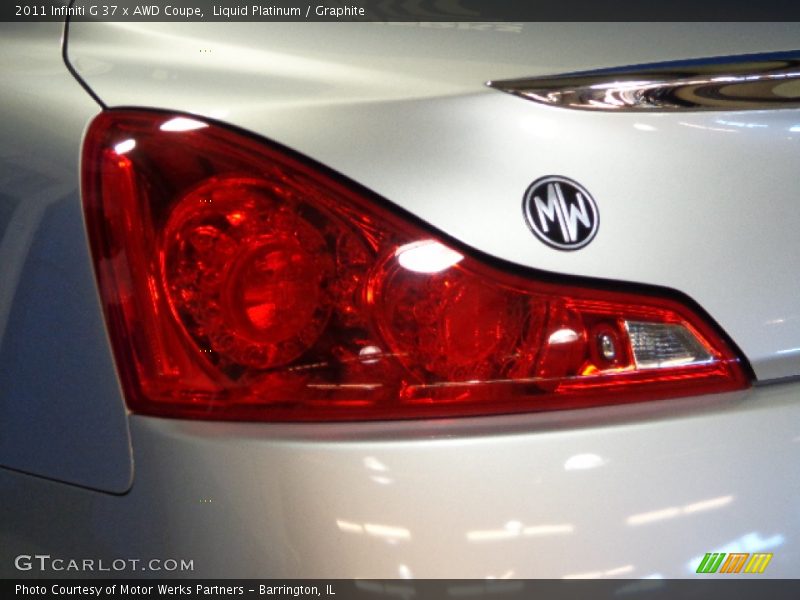 Liquid Platinum / Graphite 2011 Infiniti G 37 x AWD Coupe