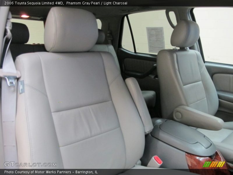 Phantom Gray Pearl / Light Charcoal 2006 Toyota Sequoia Limited 4WD