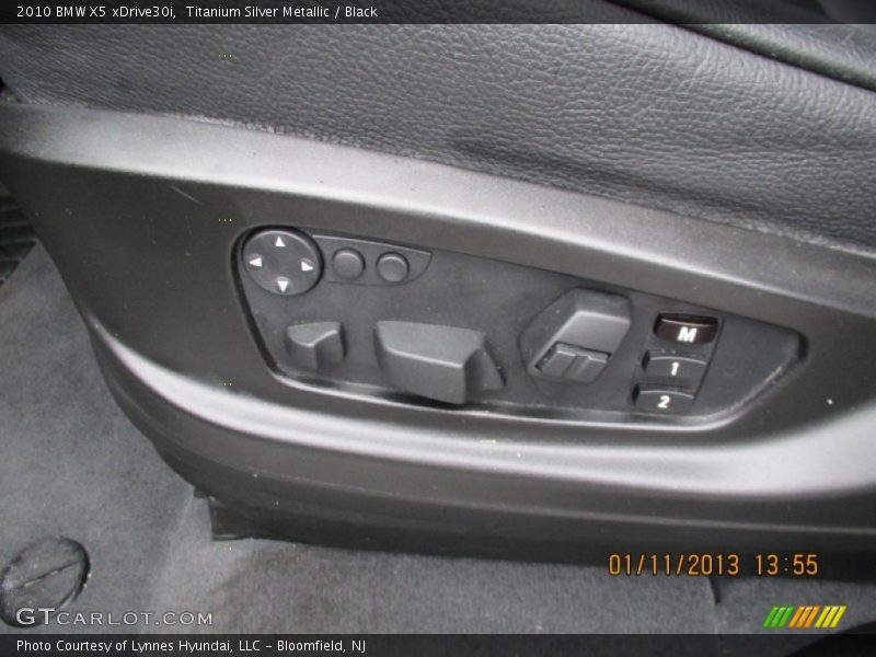Titanium Silver Metallic / Black 2010 BMW X5 xDrive30i