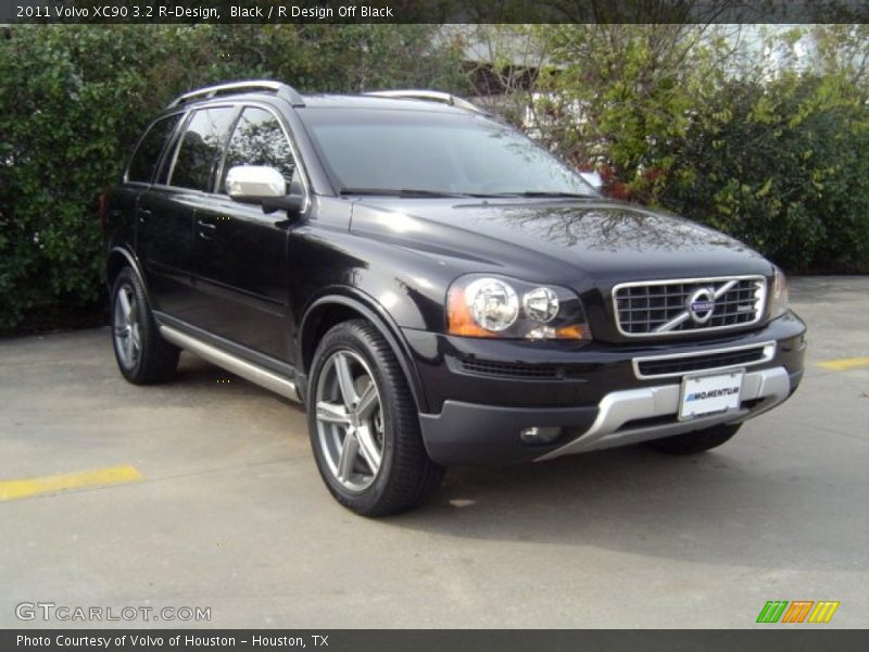 Front 3/4 View of 2011 XC90 3.2 R-Design