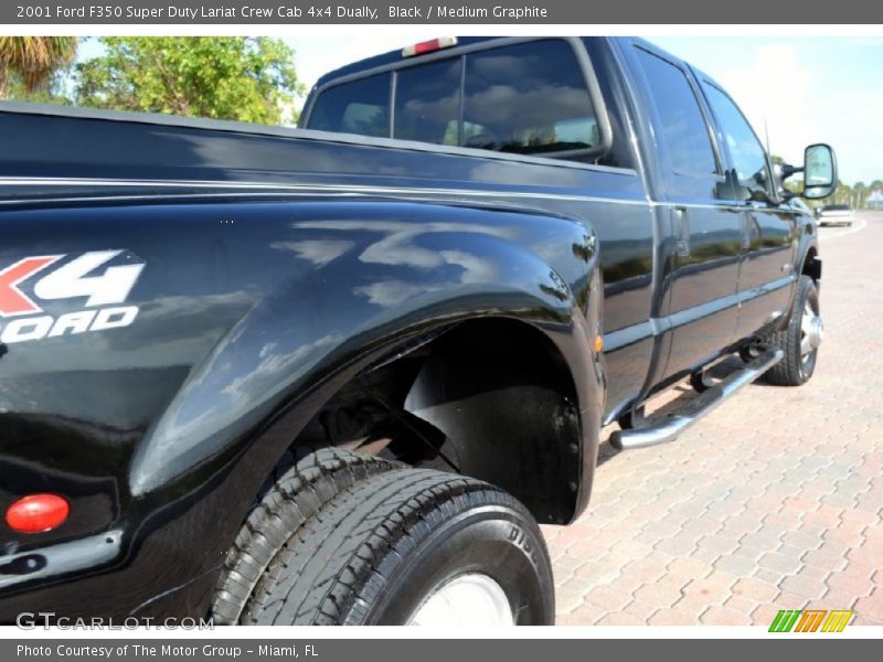 Black / Medium Graphite 2001 Ford F350 Super Duty Lariat Crew Cab 4x4 Dually