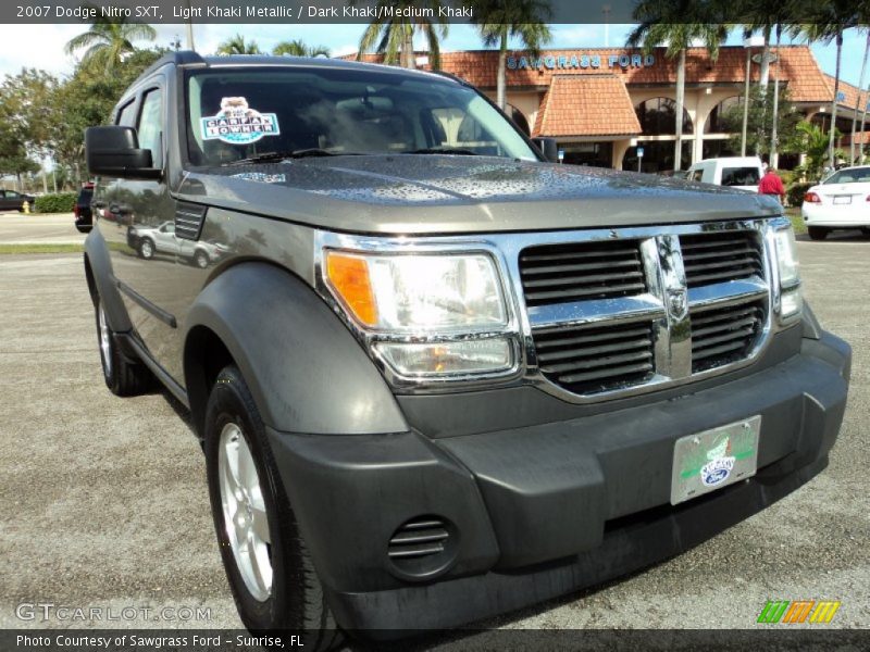 Light Khaki Metallic / Dark Khaki/Medium Khaki 2007 Dodge Nitro SXT