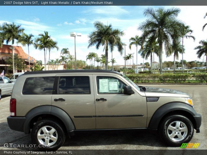 Light Khaki Metallic / Dark Khaki/Medium Khaki 2007 Dodge Nitro SXT