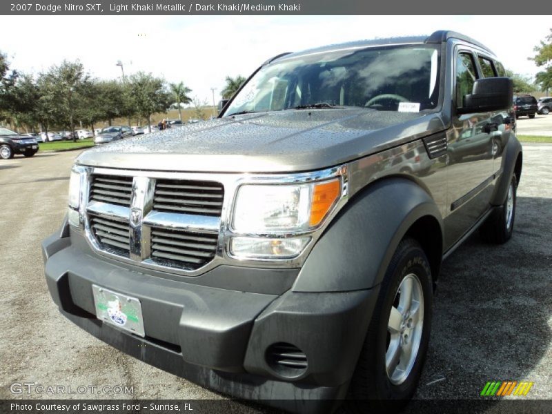 Light Khaki Metallic / Dark Khaki/Medium Khaki 2007 Dodge Nitro SXT