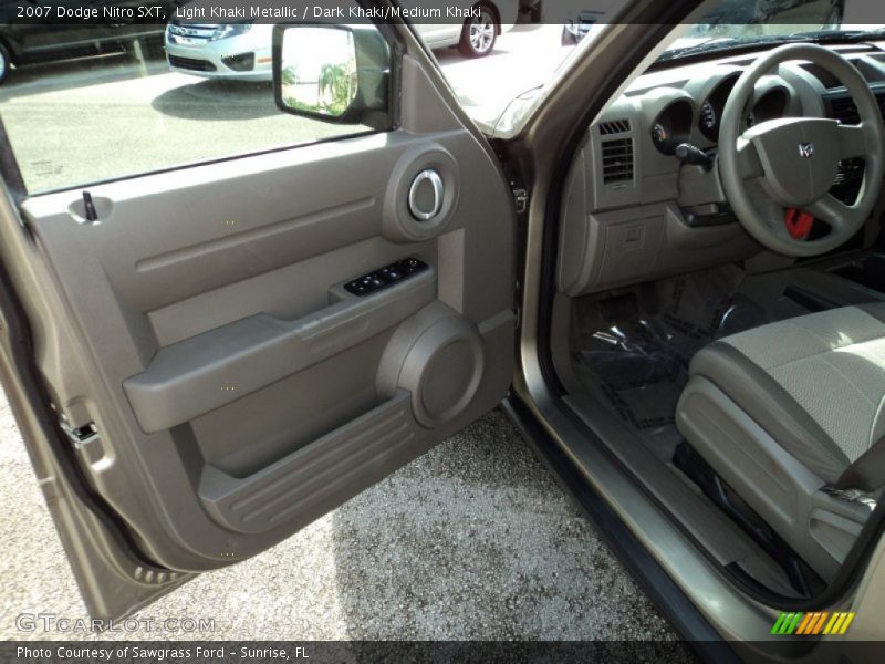 Light Khaki Metallic / Dark Khaki/Medium Khaki 2007 Dodge Nitro SXT