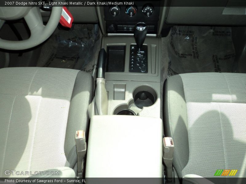 Light Khaki Metallic / Dark Khaki/Medium Khaki 2007 Dodge Nitro SXT