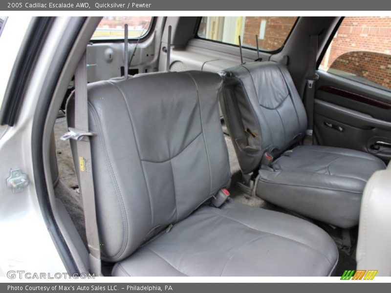 Quicksilver / Pewter 2005 Cadillac Escalade AWD
