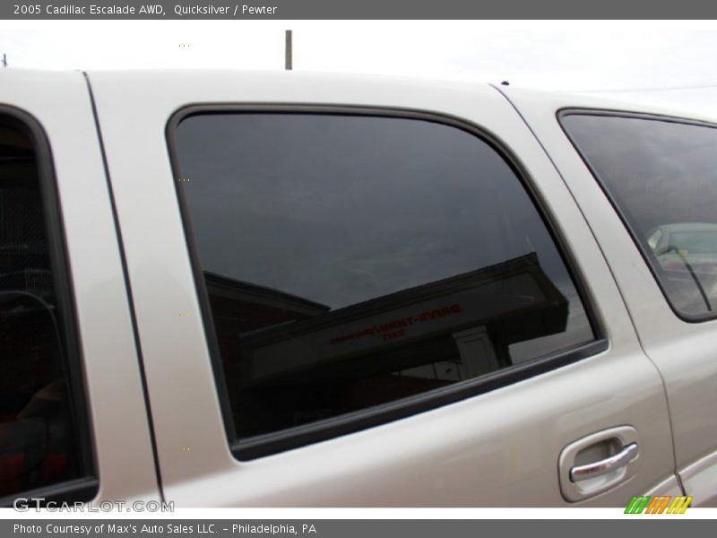 Quicksilver / Pewter 2005 Cadillac Escalade AWD