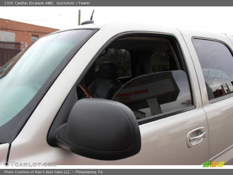 Quicksilver / Pewter 2005 Cadillac Escalade AWD