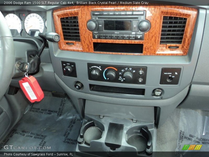 Controls of 2006 Ram 1500 SLT Regular Cab 4x4