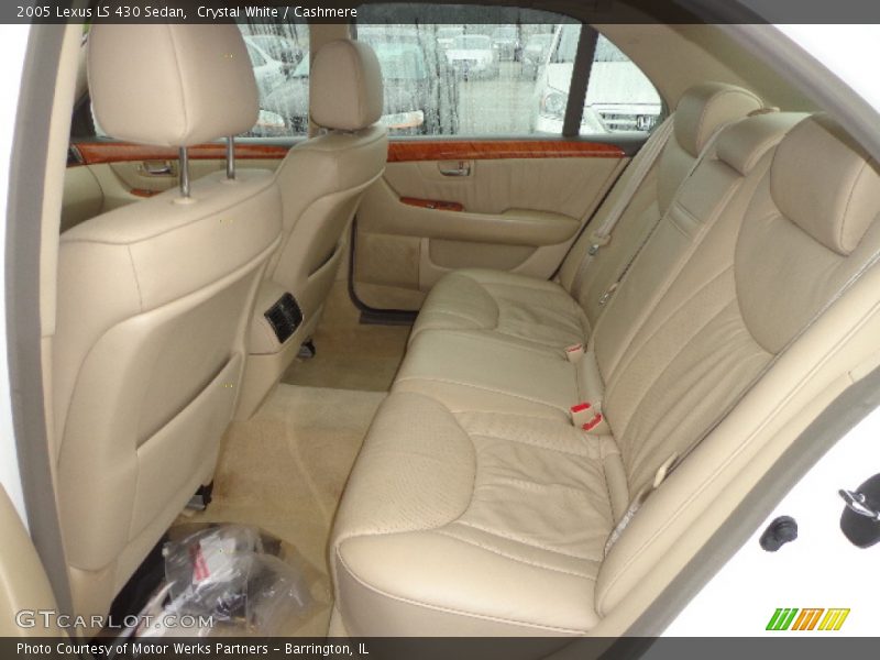 Crystal White / Cashmere 2005 Lexus LS 430 Sedan