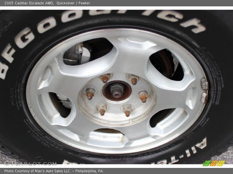 Quicksilver / Pewter 2005 Cadillac Escalade AWD