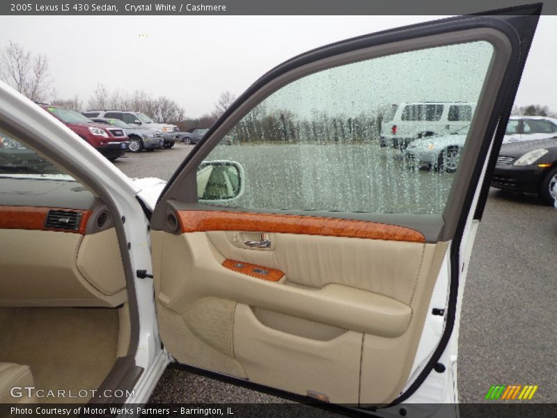 Crystal White / Cashmere 2005 Lexus LS 430 Sedan