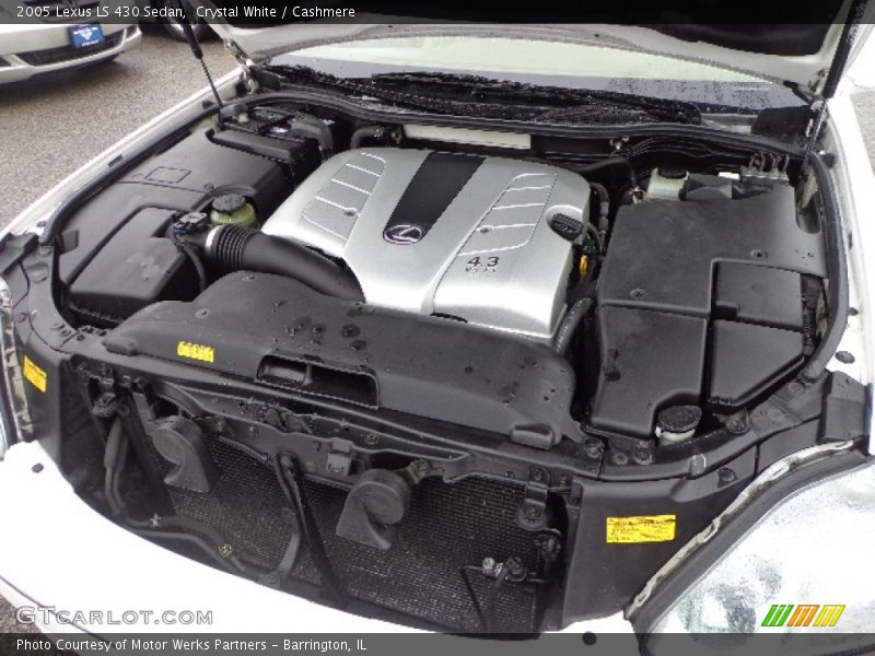 Crystal White / Cashmere 2005 Lexus LS 430 Sedan
