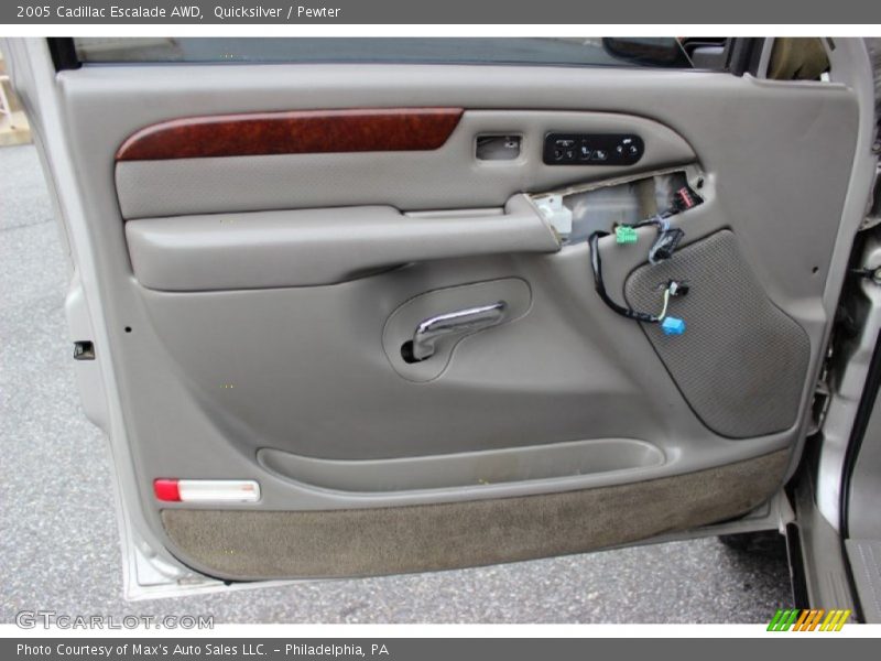 Quicksilver / Pewter 2005 Cadillac Escalade AWD