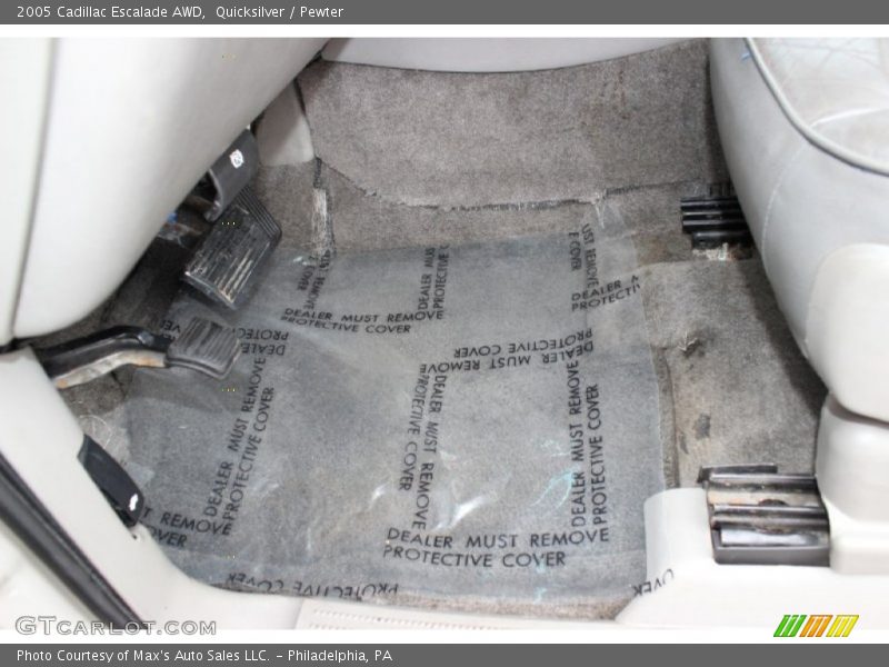 Quicksilver / Pewter 2005 Cadillac Escalade AWD