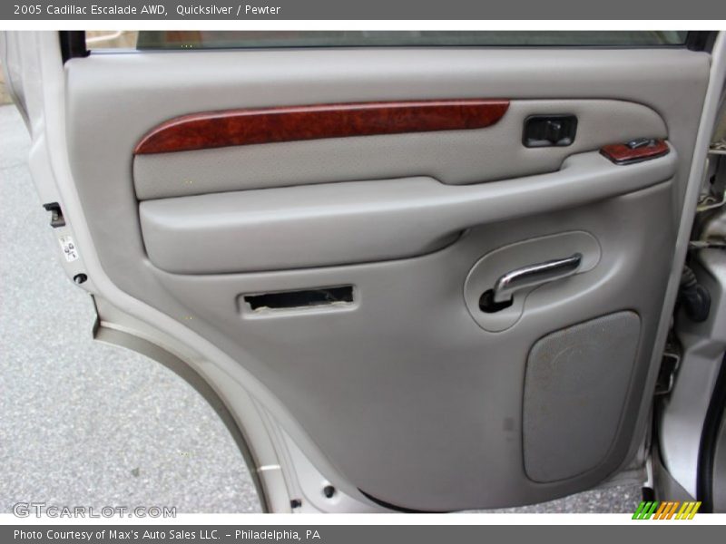 Quicksilver / Pewter 2005 Cadillac Escalade AWD