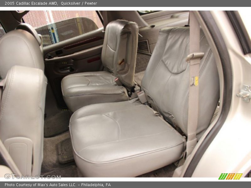 Quicksilver / Pewter 2005 Cadillac Escalade AWD