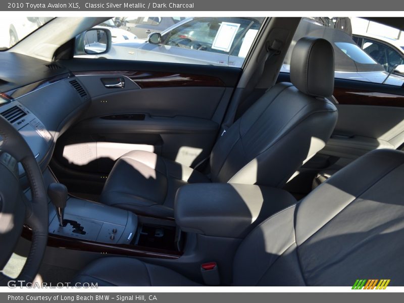 Classic Silver Metallic / Dark Charcoal 2010 Toyota Avalon XLS