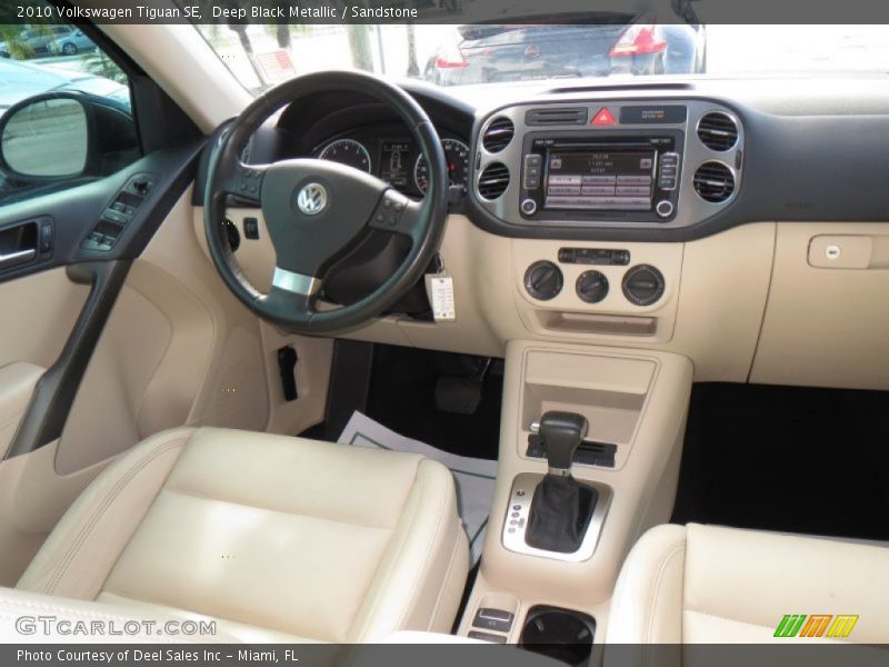 Deep Black Metallic / Sandstone 2010 Volkswagen Tiguan SE